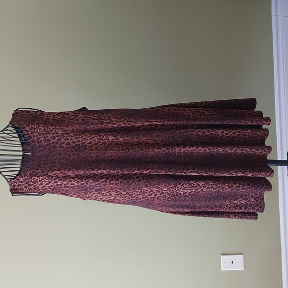 "Anne Klein" leopard dress, size L. Can fit size XL - Picture 1 of 11